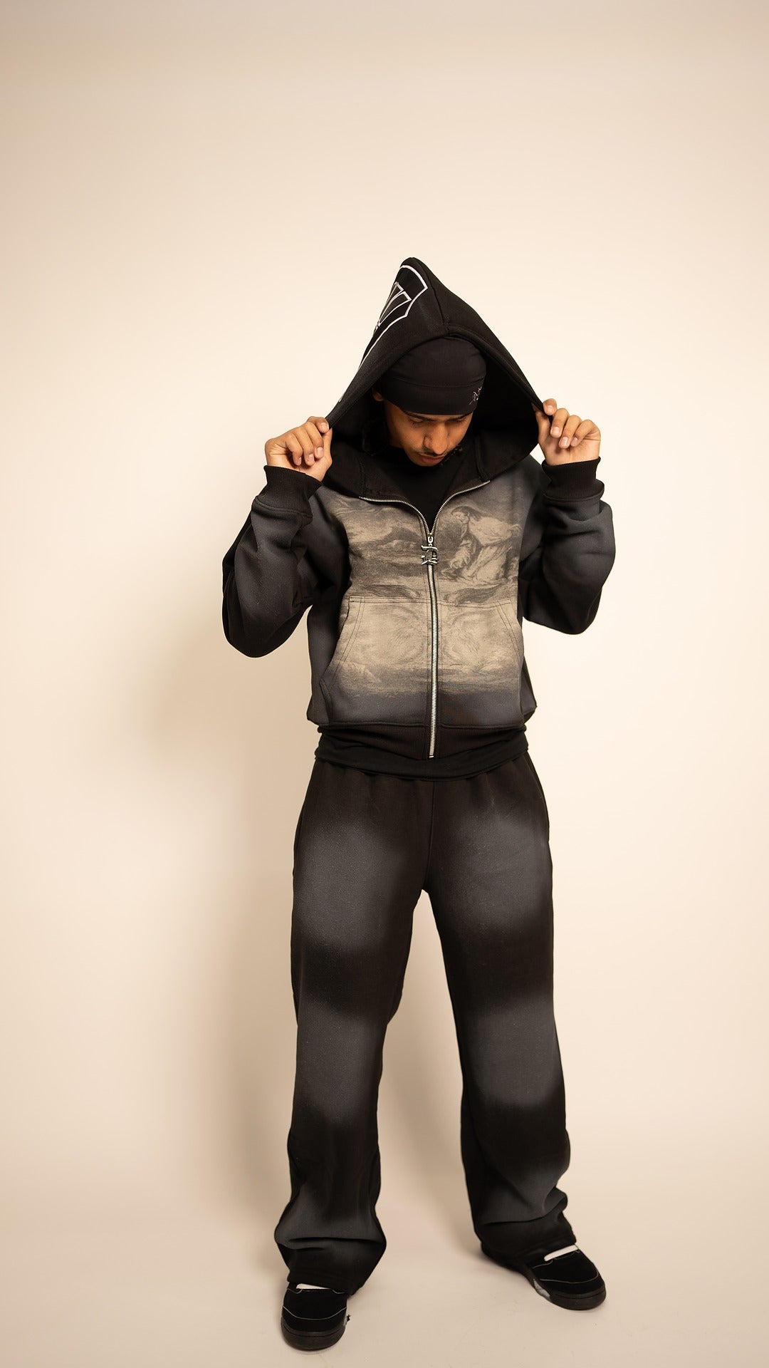 BLACK "AGONY IN THE GARDEN" ZIP-UP HOODIE