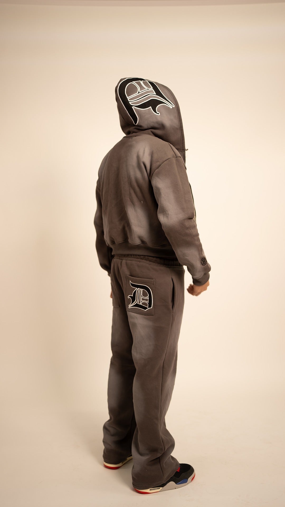 GREY "AGONY IN THE GARDEN" ZIP UP HOODIE